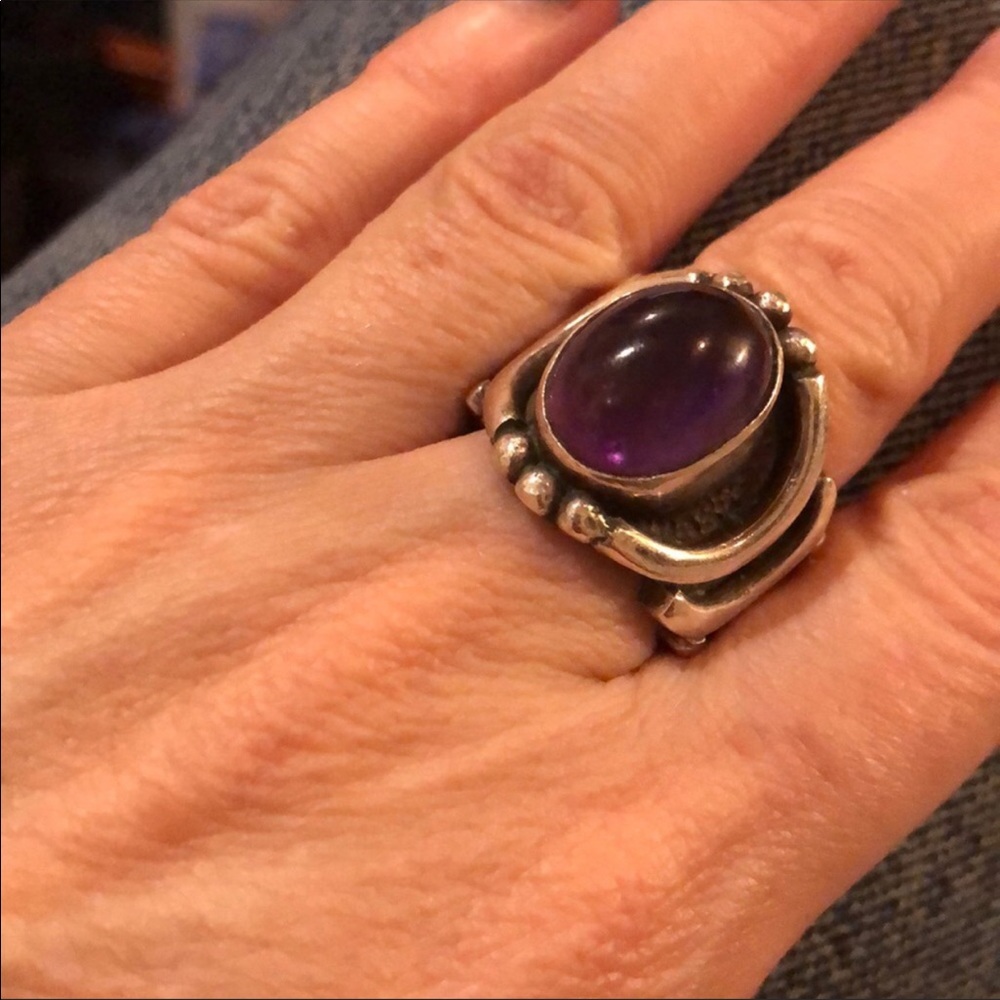 Vintage Sterling silver and amethyst Ring 7.5